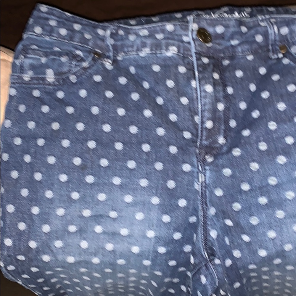 Jeans - Picture 2 of 5